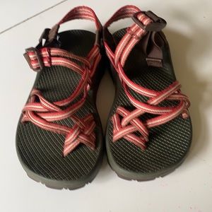 Women’s sandals